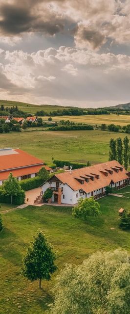 Matild Country Nemesvita