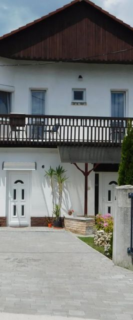 Fenyő Vendégház Parádsasvár