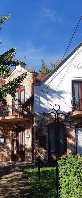 Várkert Panzió Miskolc