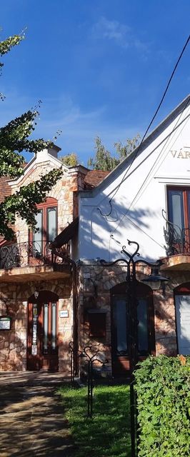 Várkert Panzió Miskolc