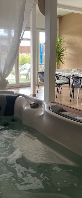 Kökszi Beach Nyaralóházak Balatonszabadi