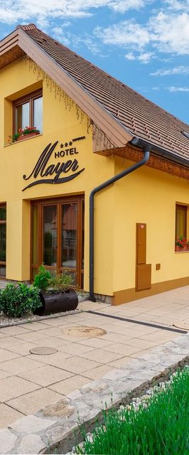 Hotel Mayer Alsóörs