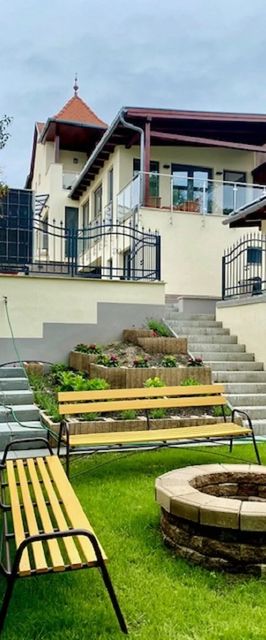 Kiss-Henezi Guest House Keszthely