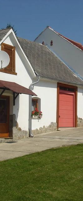 Petra Apartmanok Velem