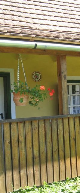 Angyalka Lak Magyarszombatfa