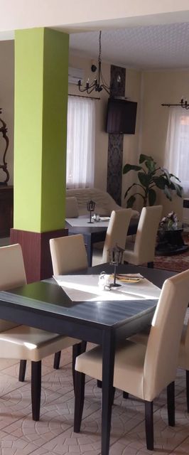 Tekerjes Fogadó & Étterem Boldogkőváralja