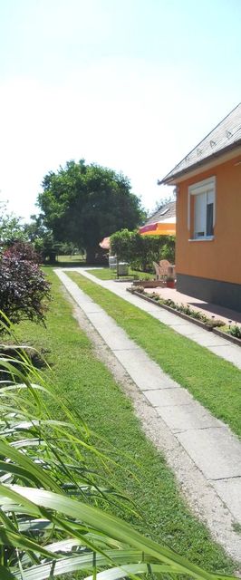 RONI Apartman Balatonlelle