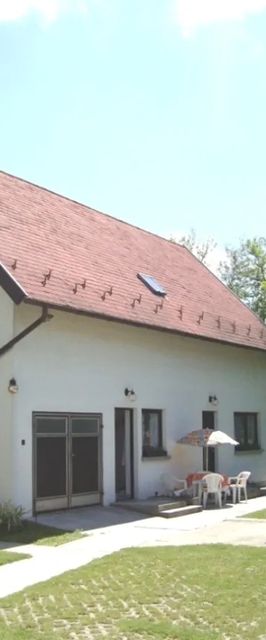 Gyöngyvirág Apartmanház Balatonboglár