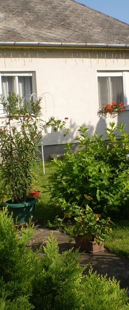 Komlósi Vendégház Hajdúszoboszló