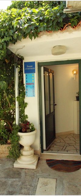 Apartman Renata Supetar