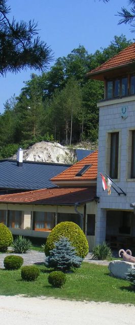 Zempléni Fehér Szikla Turisztikai Központ Füzérkomlós