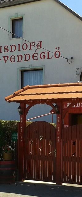 Kisdiófa Panzió és Vendéglő Vajdácska