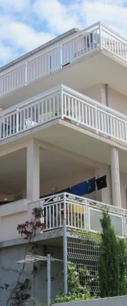 Apartmani Krešić Hvar