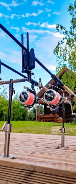 Berek Vízparti Rönkház Szaunával Hövej