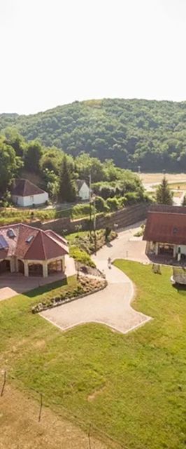 Naspolya Panzió és Étterem Bátaapáti