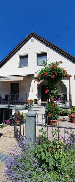 FaDóra Apartmanház Tihany