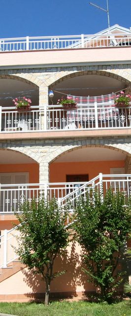 Apartmani Zdenko Njivice