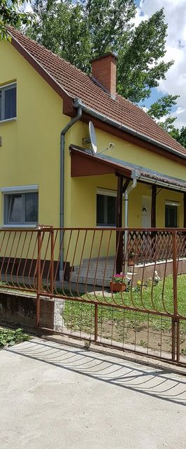 Gabi Szálló Poroszló