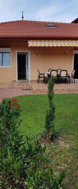 Leander Villa Balatonszárszó