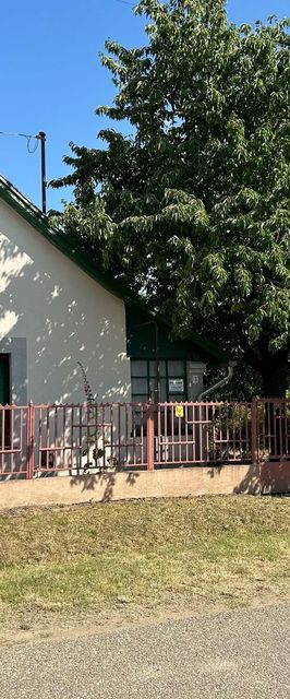 Pihenő Vendégház Abádszalók