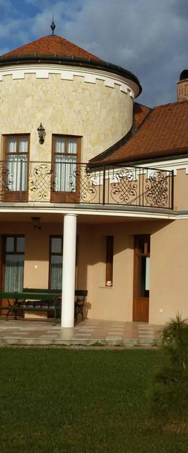 Hölgykő Vendégház Farkasgyepű