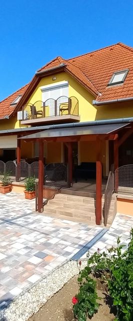 Napsugár Vendégház Vonyarcvashegy