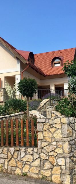 Nyugalom Szigete Vendégház Szigliget