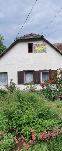 Virágoskert Vendégház Nagybörzsöny