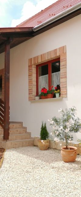 Carolina Vendégház Izmény