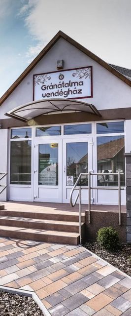 Gránátalma Vendégház Fehérvárcsurgó