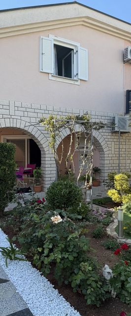 Apartmani Barbara Vir