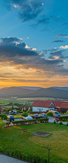 Castellum Hotel Hollókő
