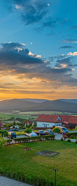 Castellum Hotel Hollókő