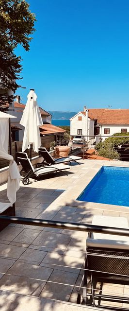 Apartment Wood Njivice