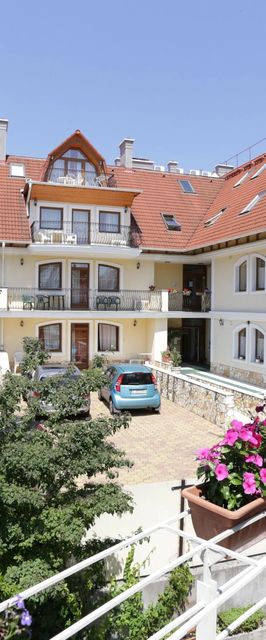 Club Unicum Apartmanház Hévíz