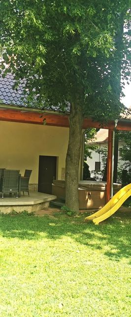 Balatoni Grill Terasz Vendégház Balatonkeresztúr