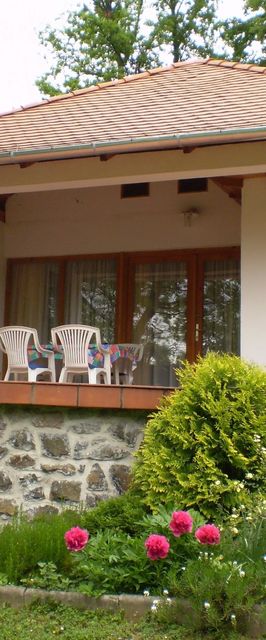 Mókus Villa Sikonda