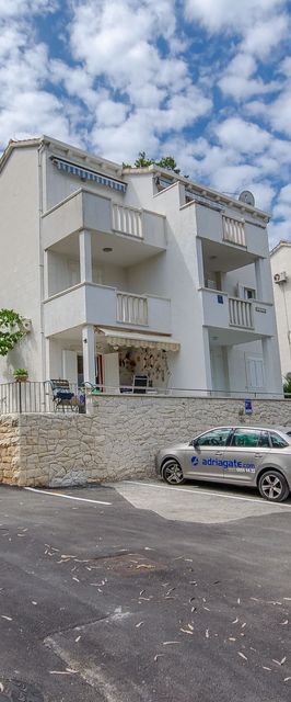 Apartment Mariner Sutivan