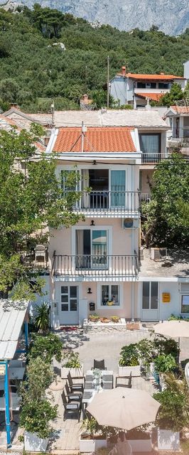 House Katarina Bratus