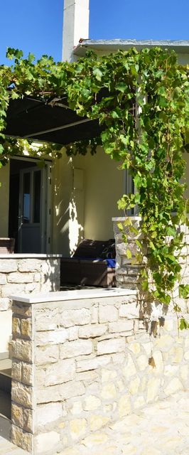 House Captain House Zirje