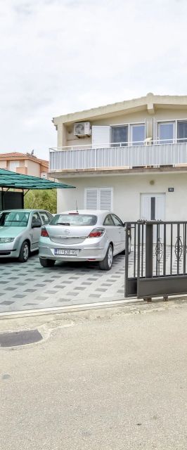 Apartment Kucinic Rogoznica