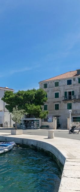 Apartment Ljerka Postira