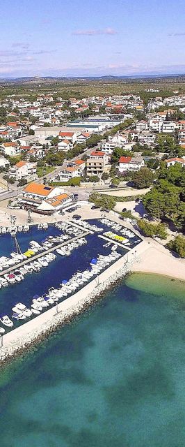 Apartments Near Hangar beach Vodice