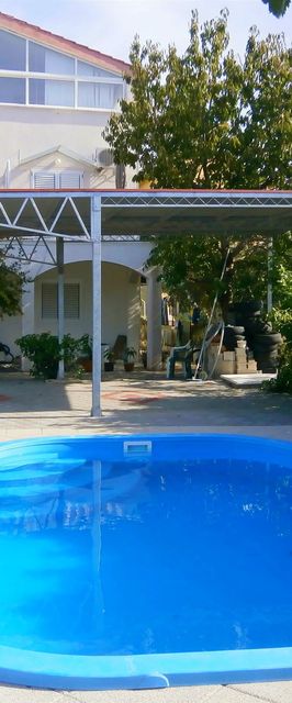 Apartment and Rooms Ivana Tribunj