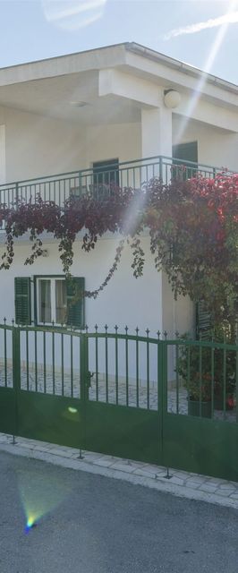 Apartments Nediljka Dolac