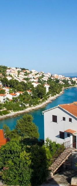 Apartments Mladenka Okrug Gornji