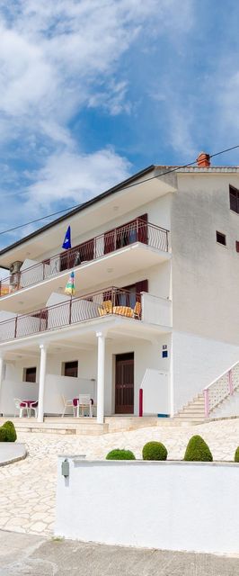 Apartments Rozaria Dramalj
