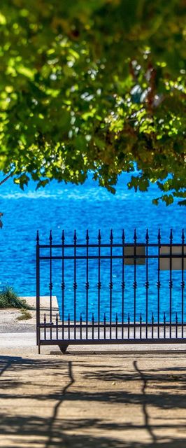 Apartments Ivan Sea View in Peaceful Lun