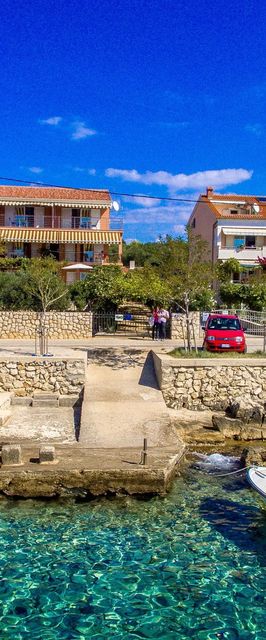 Apartments Ivan Sea View in Peaceful Lun