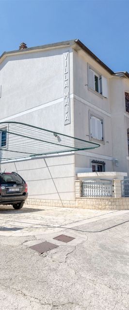 Apartments Maja Rogoznica